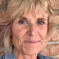 Linda Searle